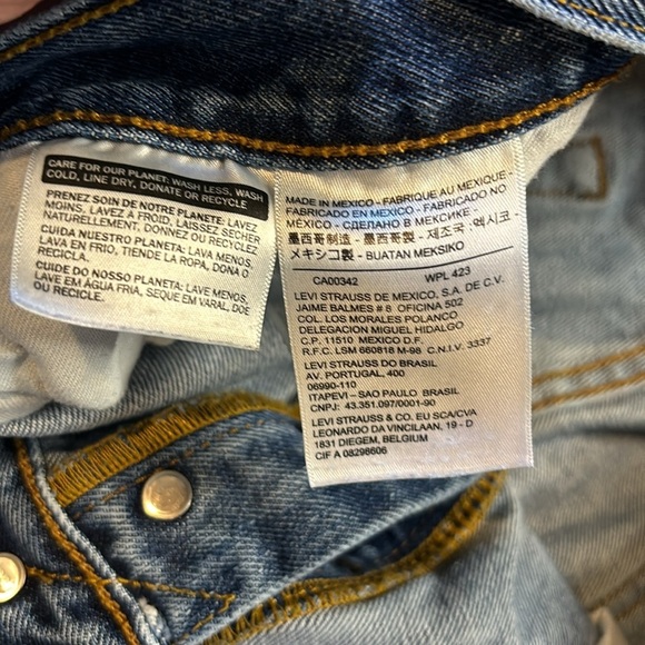 Men's Levi's 501 Button Fly,  Size 36. - Picture 8 of 10